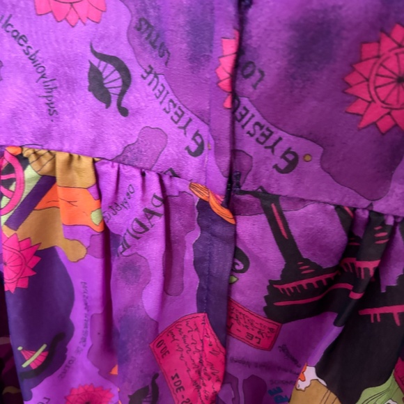 Hippy Style Long Dress with French Writing Size Medium by Nu-Mode - Picture 4 of 10